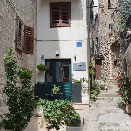 שיבניק Room With Shared Bathroom House Gorica מראה חיצוני תמונה