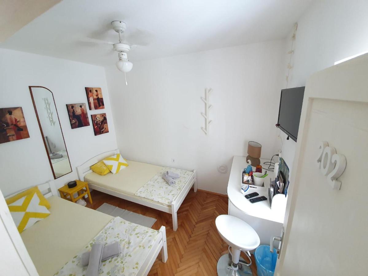 שיבניק Room With Shared Bathroom House Gorica מראה חיצוני תמונה